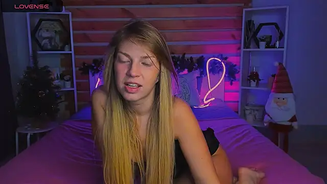 Snapshot of Jeanne_Williams chatting on 12-29-24, 03:33 Jeanne Williams online show from 12-29-24, 03:33