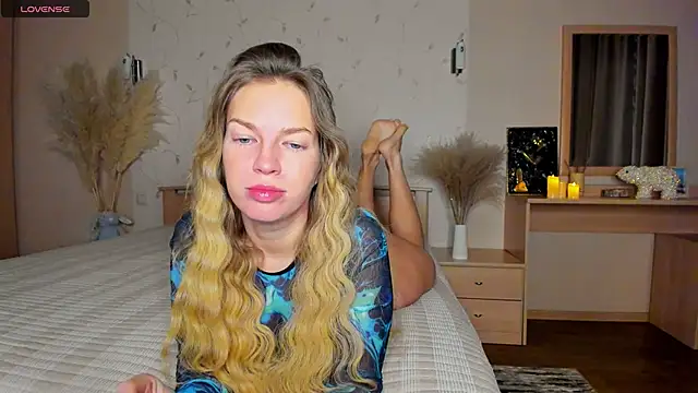 Snapshot of Jeanne_Williams chatting on 01-24-25, 01:56 Jeanne Williams online show from 01-24-25, 01:56