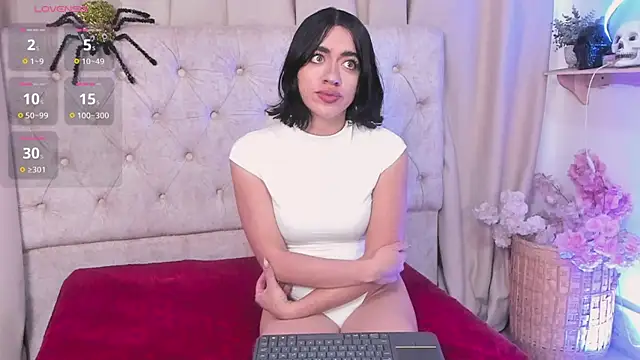 KasiaNoir  online show from 10-16-25, 12:17