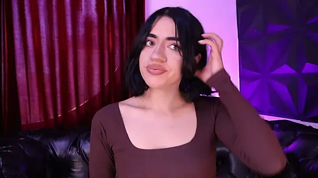 Snapshot of KasiaNoir_ chatting on 05-07-26, 12:54 KasiaNoir online show from 05-07-26, 12:54