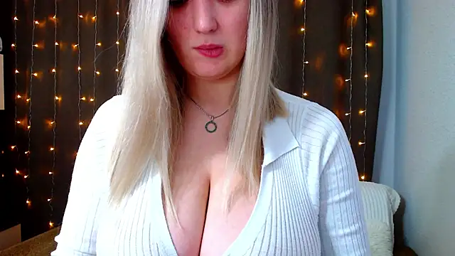 JessRosen online show from 01-19-25, 04:22