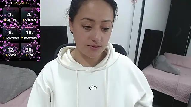 Snapshot of jjulietha95 chatting on 10-23-25, 02:00 jjulietha95 online show from 10-23-25, 02:00