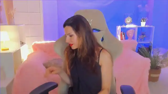 April o Nill online show from 02-25-25, 04:10