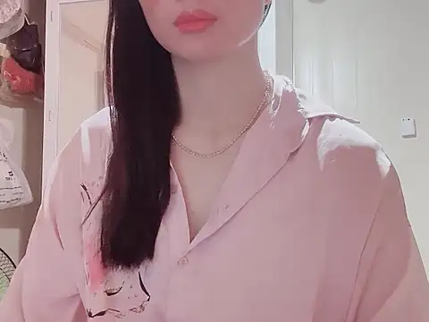 LinhChi 9x online show from 10-15-25, 01:50