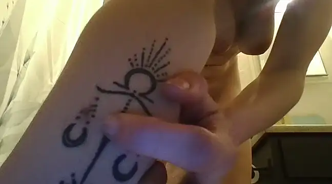 Tay cumming online show from 02-24-25, 06:38