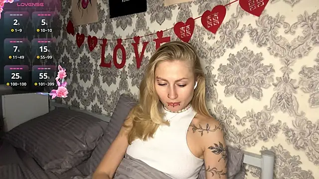 MarthaGees online show from 09-16-25, 04:35