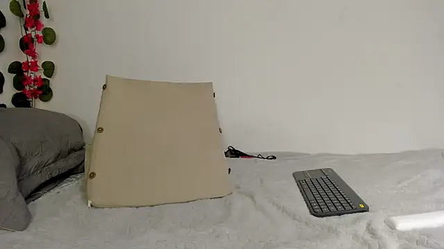 megan dolly777 online show from 03-02-25, 06:37