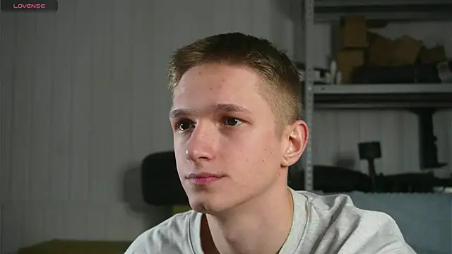 dustyn fox online show from 02-06-25, 05:30