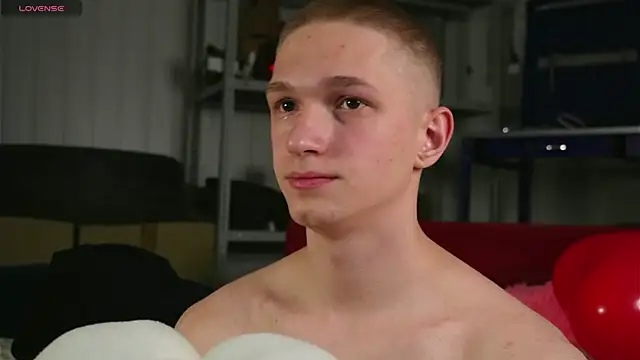 dustyn fox online show from 02-12-25, 08:40