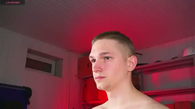 dustyn fox online show from 03-16-26, 04:22