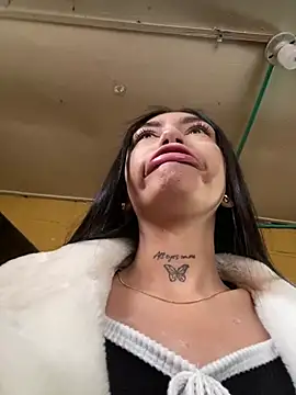 Effy Bonny online show from 01-28-25, 03:35