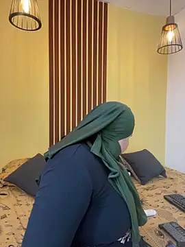  Shara Handal  online show from 10-11-25, 08:07