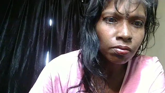 Snapshot of Fuckable_Nasty_MILF chatting on 02-14-25, 06:02 Fuckable Nasty MILF online show from 02-14-25, 06:02