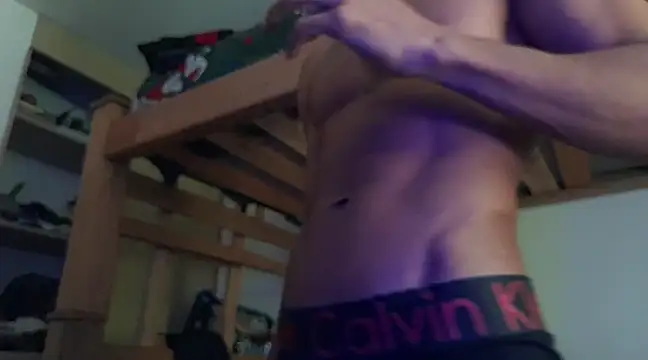 Snapshot of Pompero11 chatting on 03-14-25, 03:47 Pompero11 online show from 03-14-25, 03:47