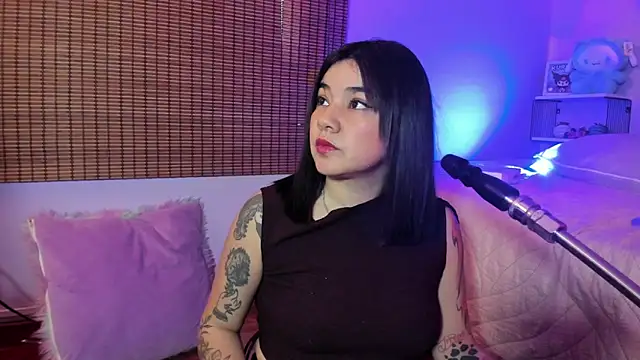 Snapshot of JeyLee chatting on 09-25-25, 11:47 JeyLee online show from 09-25-25, 11:47