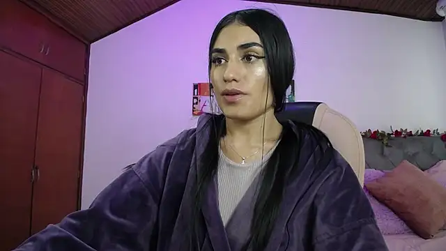 Snapshot of Alheli_16 chatting on 01-24-25, 03:55 Alheli 16 online show from 01-24-25, 03:55