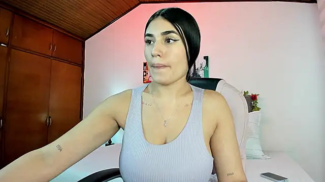 Snapshot of Alheli_16 chatting on 09-10-25, 12:49 Alheli 16 online show from 09-10-25, 12:49