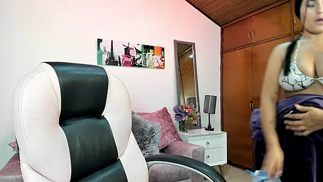 Snapshot of Alheli_16 chatting on 09-26-25, 10:52 Alheli 16 online show from 09-26-25, 10:52