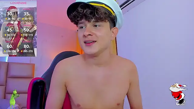 Snapshot of Nathan_Bluee chatting on 12-27-24, 07:14 Nathan Bluee online show from 12-27-24, 07:14