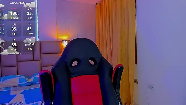 Snapshot of Nathan_Bluee chatting on 01-22-25, 01:00 Nathan Bluee online show from 01-22-25, 01:00