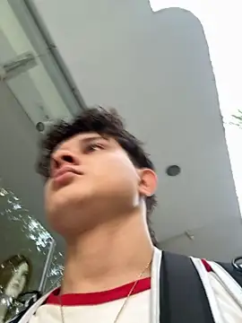 Snapshot of Nathan_Bluee chatting on 09-17-25, 11:23 Nathan Bluee online show from 09-17-25, 11:23