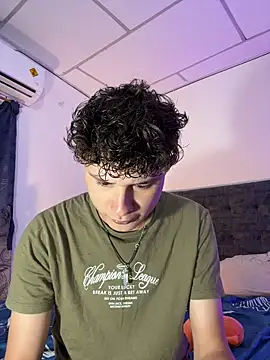 Snapshot of Nathan_Bluee chatting on 11-13-25, 03:55 Nathan Bluee online show from 11-13-25, 03:55