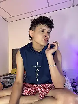 Snapshot of Nathan_Bluee chatting on 11-23-25, 03:34 Nathan Bluee online show from 11-23-25, 03:34