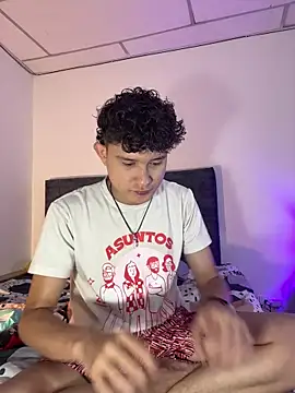 Snapshot of Nathan_Bluee chatting on 11-24-25, 11:59 Nathan Bluee online show from 11-24-25, 11:59