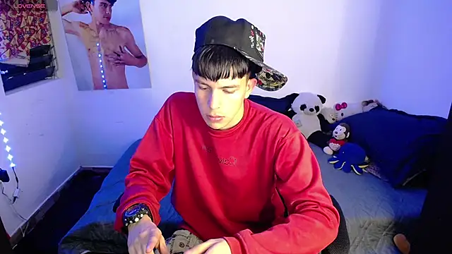 Snapshot of DominicPrince chatting on 09-22-25, 12:07 DominicPrince online show from 09-22-25, 12:07