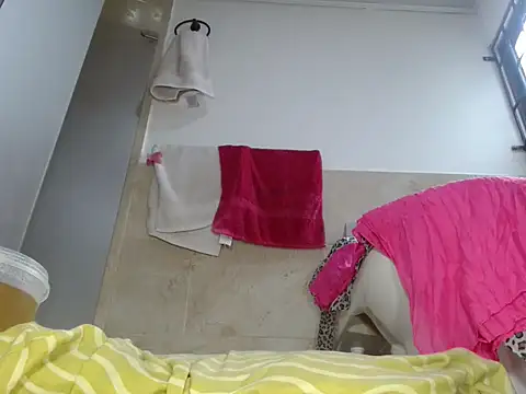 Snapshot of hornymilf_69xxx chatting on 02-11-26, 06:24 hornymilf 69xxx online show from 02-11-26, 06:24