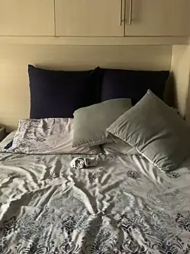 Snapshot of MluTheFixer chatting on 01-03-25, 12:08 MluTheFixer online show from 01-03-25, 12:08