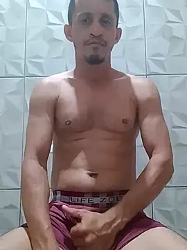 Snapshot of dotado20robson chatting on 02-12-26, 10:27 dotado20robson online show from 02-12-26, 10:27