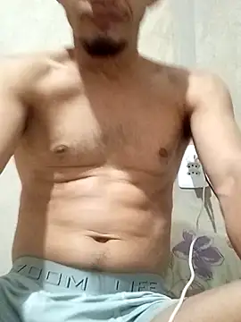 Snapshot of dotado20robson chatting on 03-10-26, 04:06 dotado20robson online show from 03-10-26, 04:06