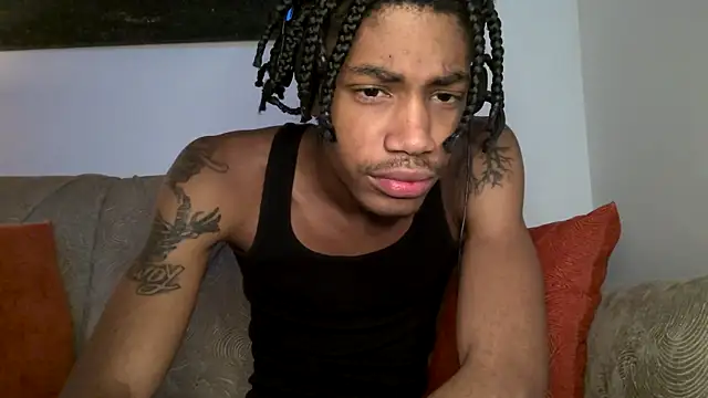 Skinnyblackman online show from 11-26-25, 03:07