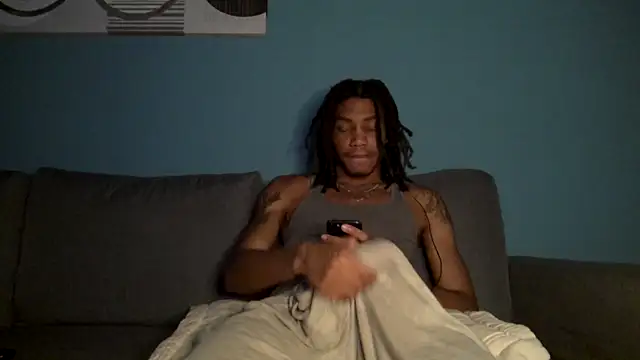 Skinnyblackman online show from 12-17-25, 04:29