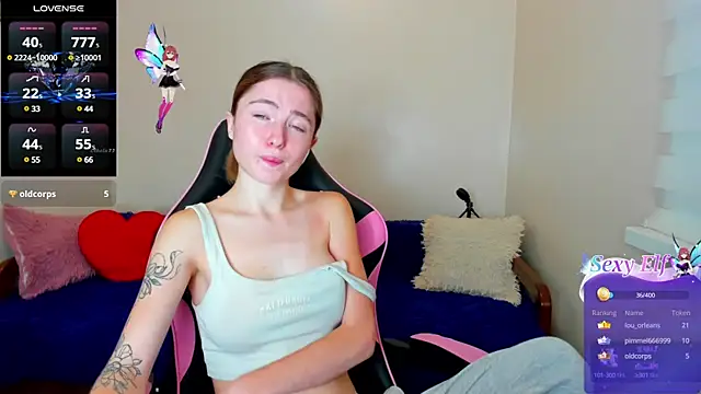 Snapshot of Luxuryalma chatting on 12-13-24, 09:24 Luxuryalma online show from 12-13-24, 09:24