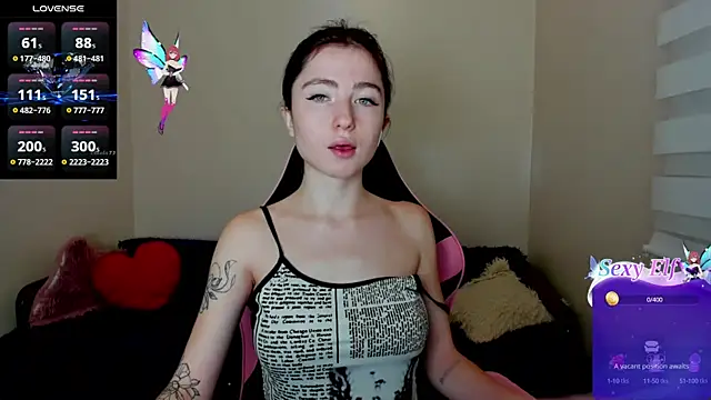 Snapshot of Luxuryalma chatting on 12-28-24, 06:17 Luxuryalma online show from 12-28-24, 06:17