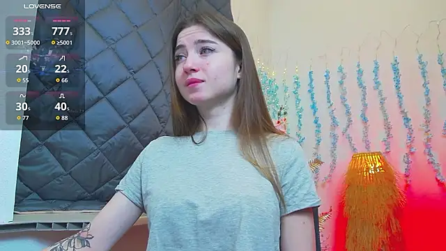 Snapshot of Luxuryalma chatting on 03-09-26, 06:28 Luxuryalma online show from 03-09-26, 06:28