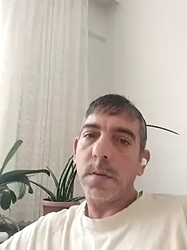 Snapshot of Egemen2245 chatting on 11-30-25, 09:02 Egemen2245 online show from 11-30-25, 09:02