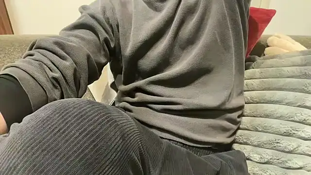 Snapshot of atom0407 chatting on 01-10-25, 03:06 atom0407 online show from 01-10-25, 03:06