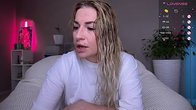 Tanya Acid online show from 10-16-25, 11:44