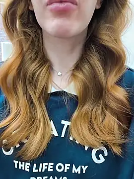 Snapshot of MayaSolar chatting on 02-14-26, 06:48 MayaSolar online show from 02-14-26, 06:48