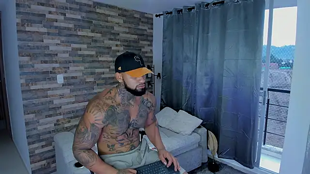 Snapshot of zaiin_diesel chatting on 01-24-25, 11:02 zaiin diesel online show from 01-24-25, 11:02