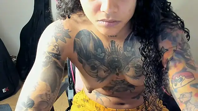 Ama music online show from 10-01-25, 07:36