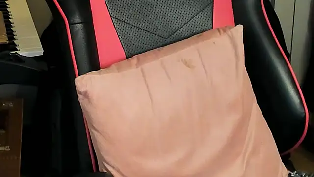 Ama music online show from 11-25-25, 07:14