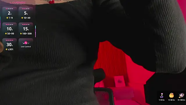 Snapshot of Melany_Luv chatting on 11-08-25, 09:02 Melany Luv online show from 11-08-25, 09:02