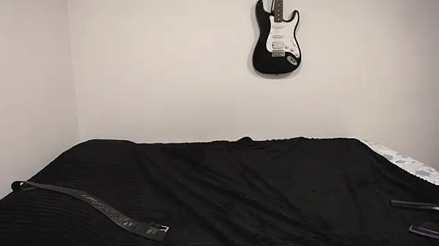 Snapshot of amydeepqueen chatting on 02-02-26, 01:43 amydeepqueen online show from 02-02-26, 01:43