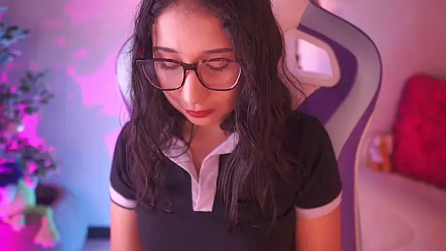 Snapshot of Sunny_flower_ chatting on 02-04-26, 03:56 Sunny flower online show from 02-04-26, 03:56