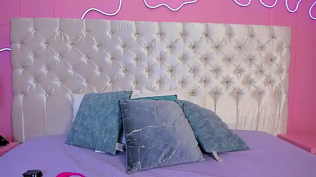 Mai higurashi online show from 09-11-25, 07:47