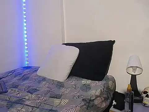 GerardSmitt online show from 10-11-25, 04:01